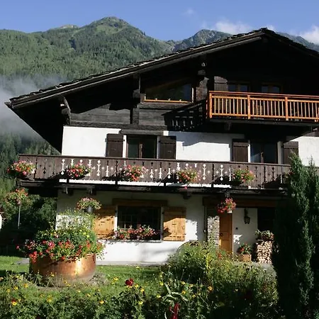 La Grange De L'aiguille Chamonix Mont Blanc